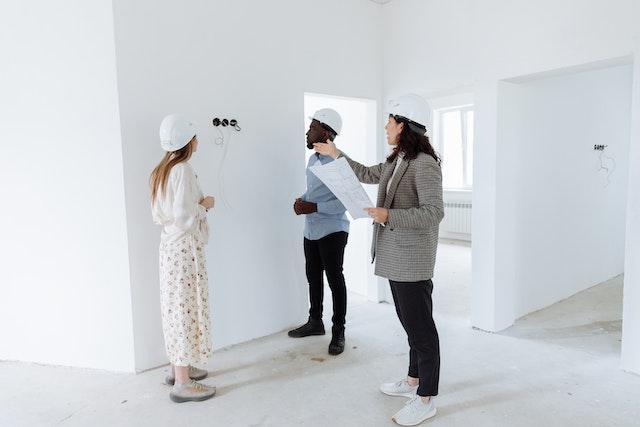 people doing property inspection